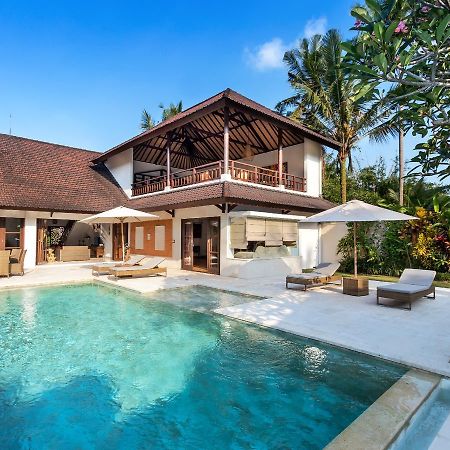 Villa Candi Kecil Tujuh By Villa Finder Ubud  Exterior photo