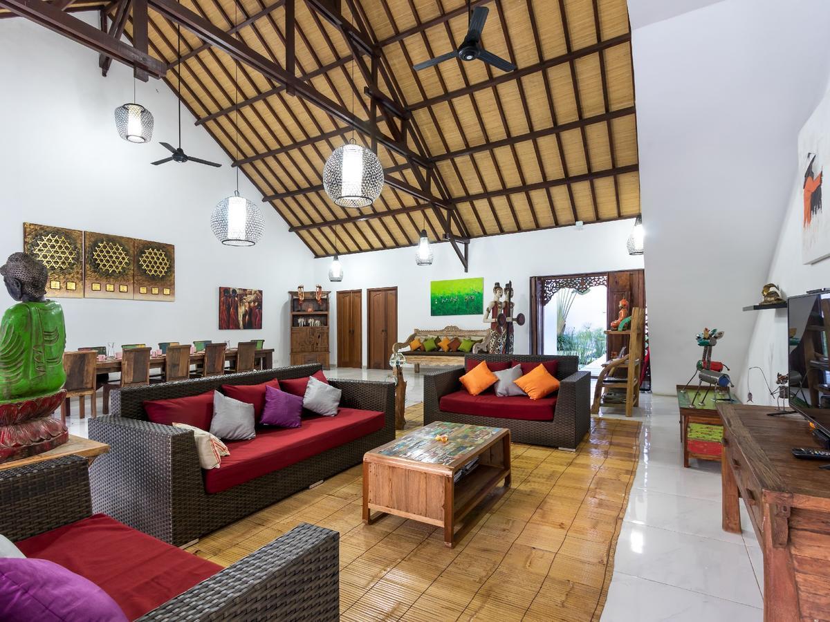 Villa Candi Kecil Tujuh By Villa Finder Ubud  Exterior photo